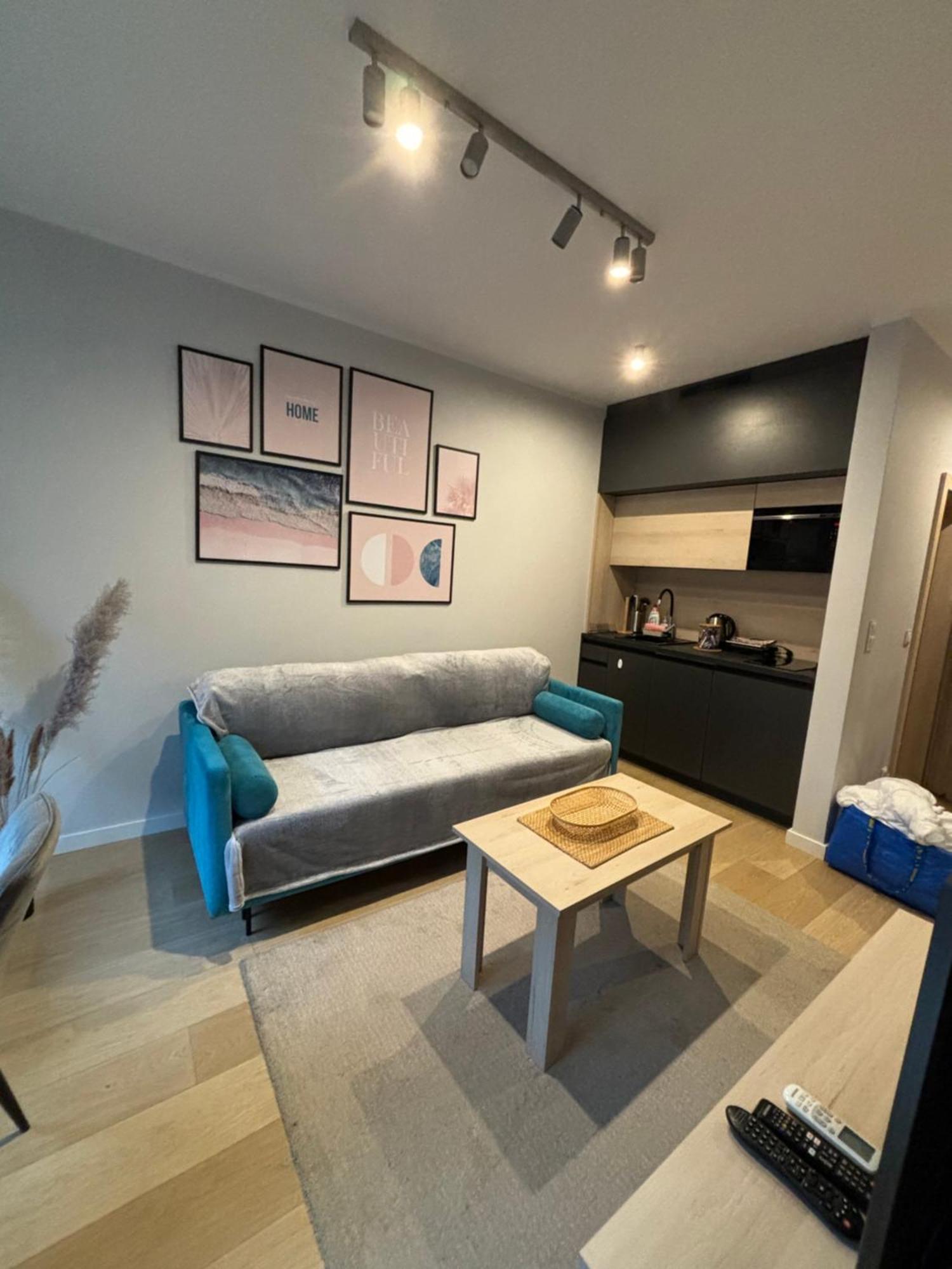 Chopin Park Lux Apartment, Self Check-In 24H, Free Parking, Air-Conditioning Poznan Phòng bức ảnh