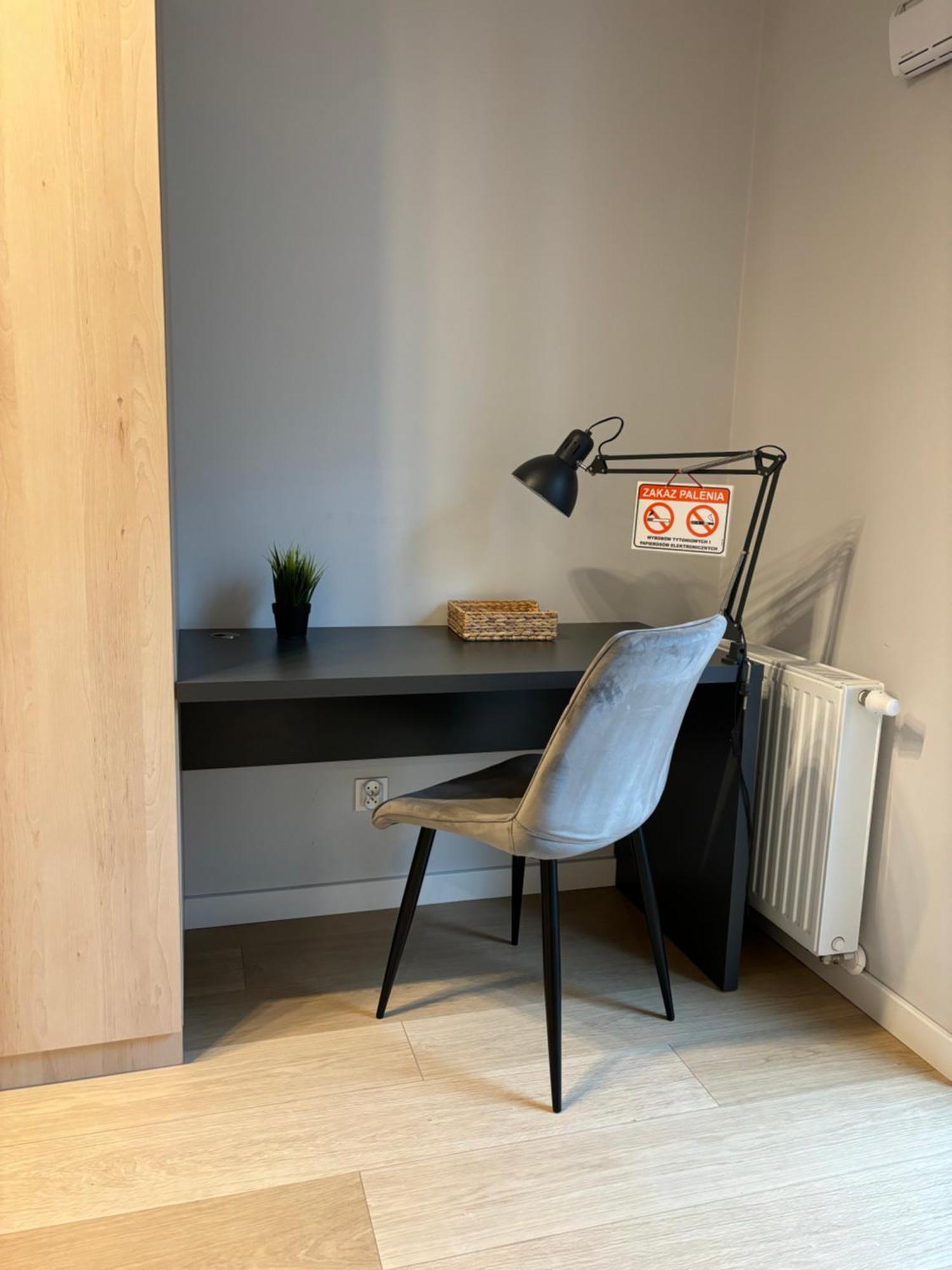 Chopin Park Lux Apartment, Self Check-In 24H, Free Parking, Air-Conditioning Poznan Phòng bức ảnh